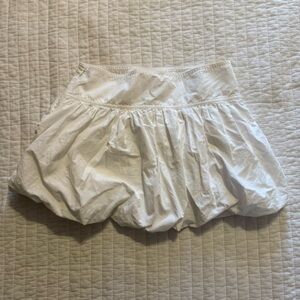 Aritzia White Bubble Skirt sz 2
